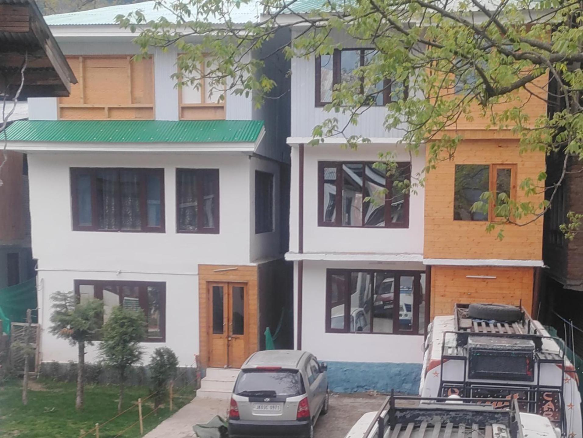 Hotel New Heaven Rose Pahalgām Exterior foto